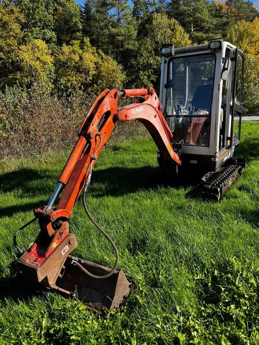 Minikoparka Wynajem minikoparki Kubota KX41-3V 1,7t
