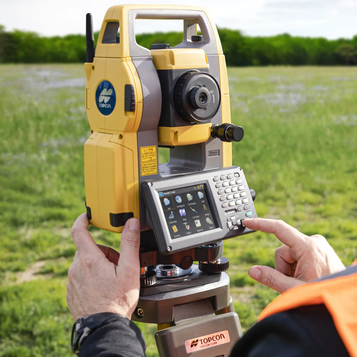 Inne Wynajem sprzętu geodezyjnego Tachimetr Topcon OS-203