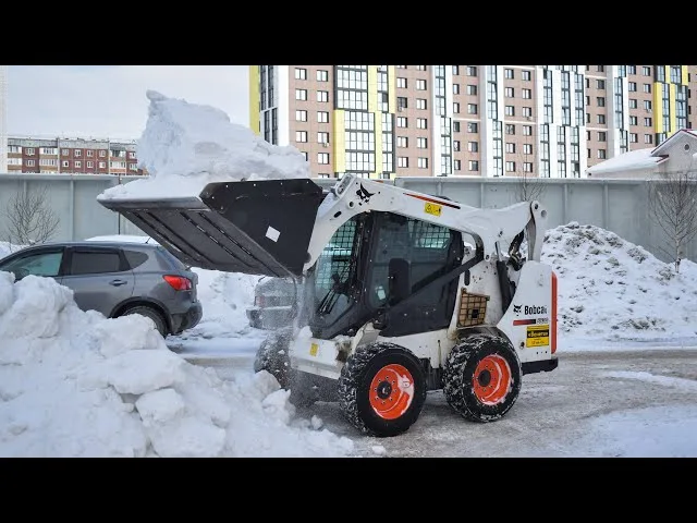 Inne Wynajem miniładowarki Bobcat S530