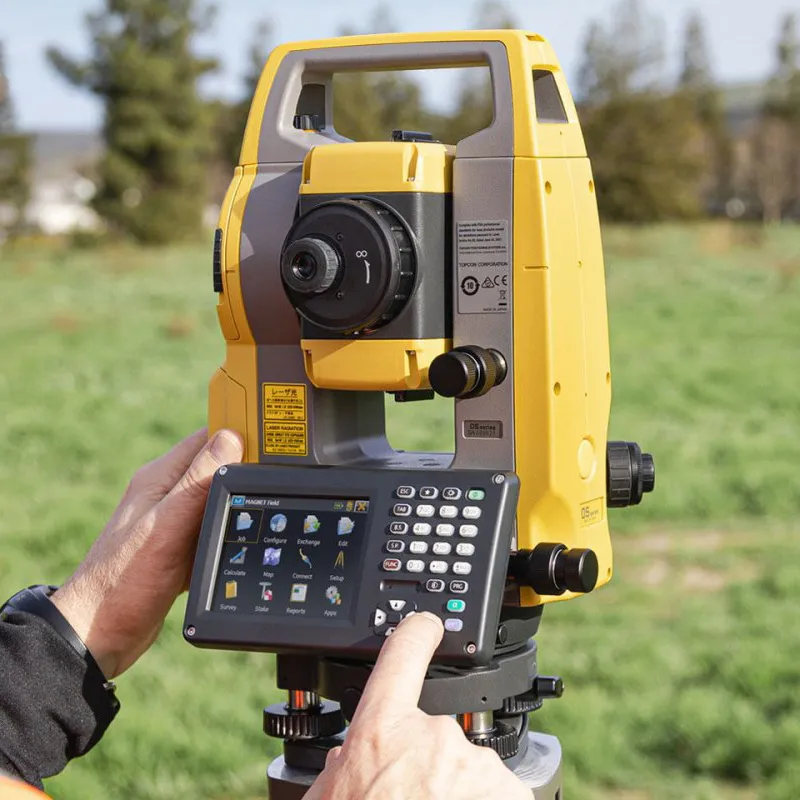 Inne Wynajem sprzętu geodezyjnego Tachimetr Topcon OS-203