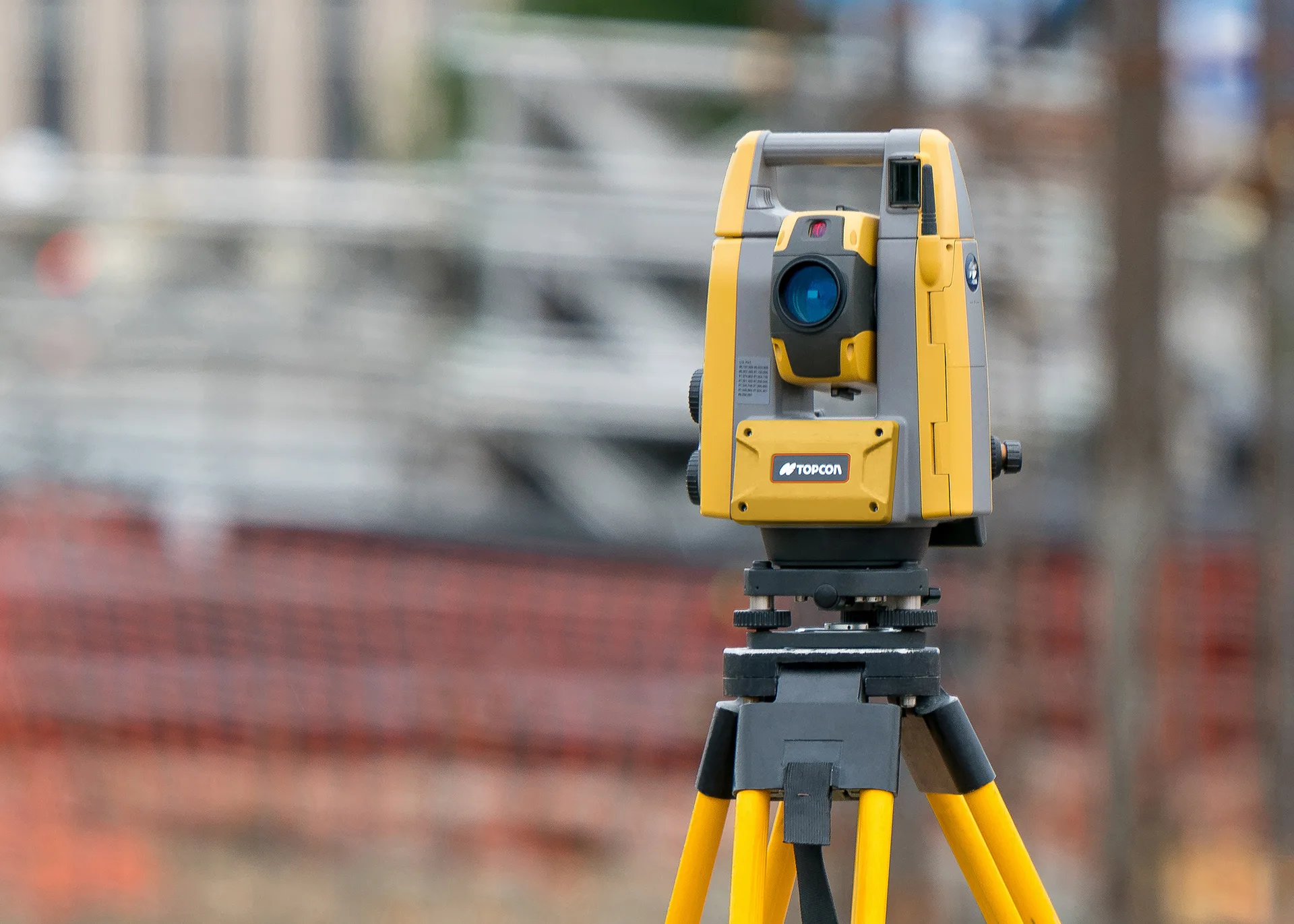 Inne Wynajem sprzętu geodezyjnego Tachimetr Topcon OS-203